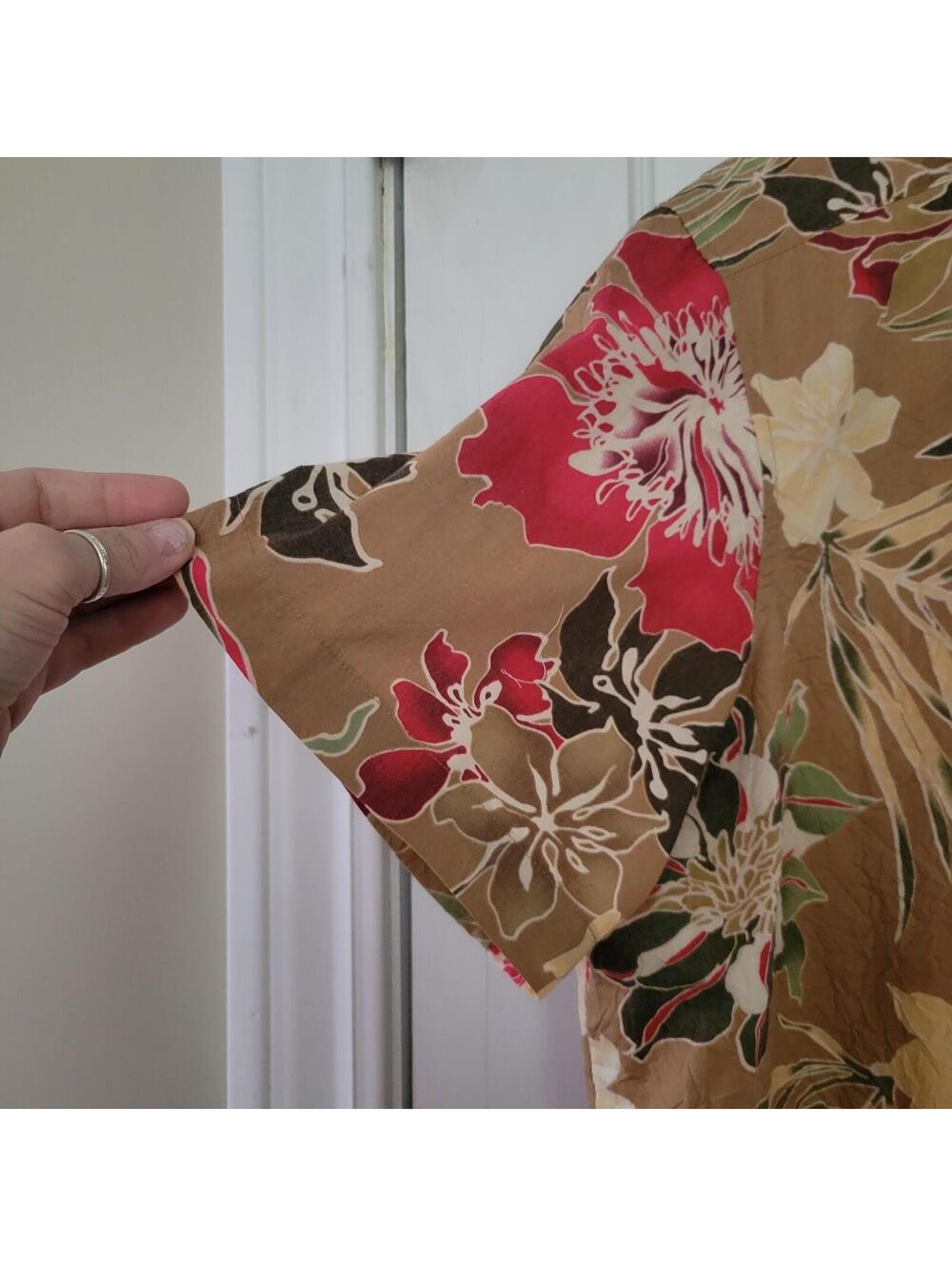 Jamaica Bay Woman's Hawaiian Shirt 100% Cotton Size 2X Floral Tan - Picture 3 of 6